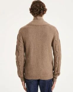 Kujten Jackets & Vests><noscript><img width=