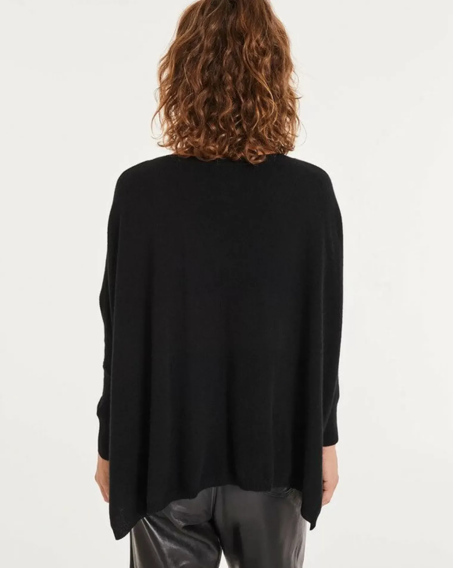 Kujten Jackets & Vests>V-Collar Oversize Cashmere Cardigan Noir