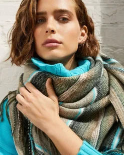 Kujten Scarves & Snoods><noscript><img width=