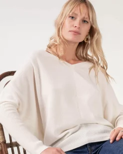 Kujten Sweaters & Sweatshirts>V-Neck Bat Sleeves Cashmere Sweater Blanc