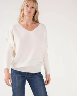 Kujten Sweaters & Sweatshirts><noscript><img width=