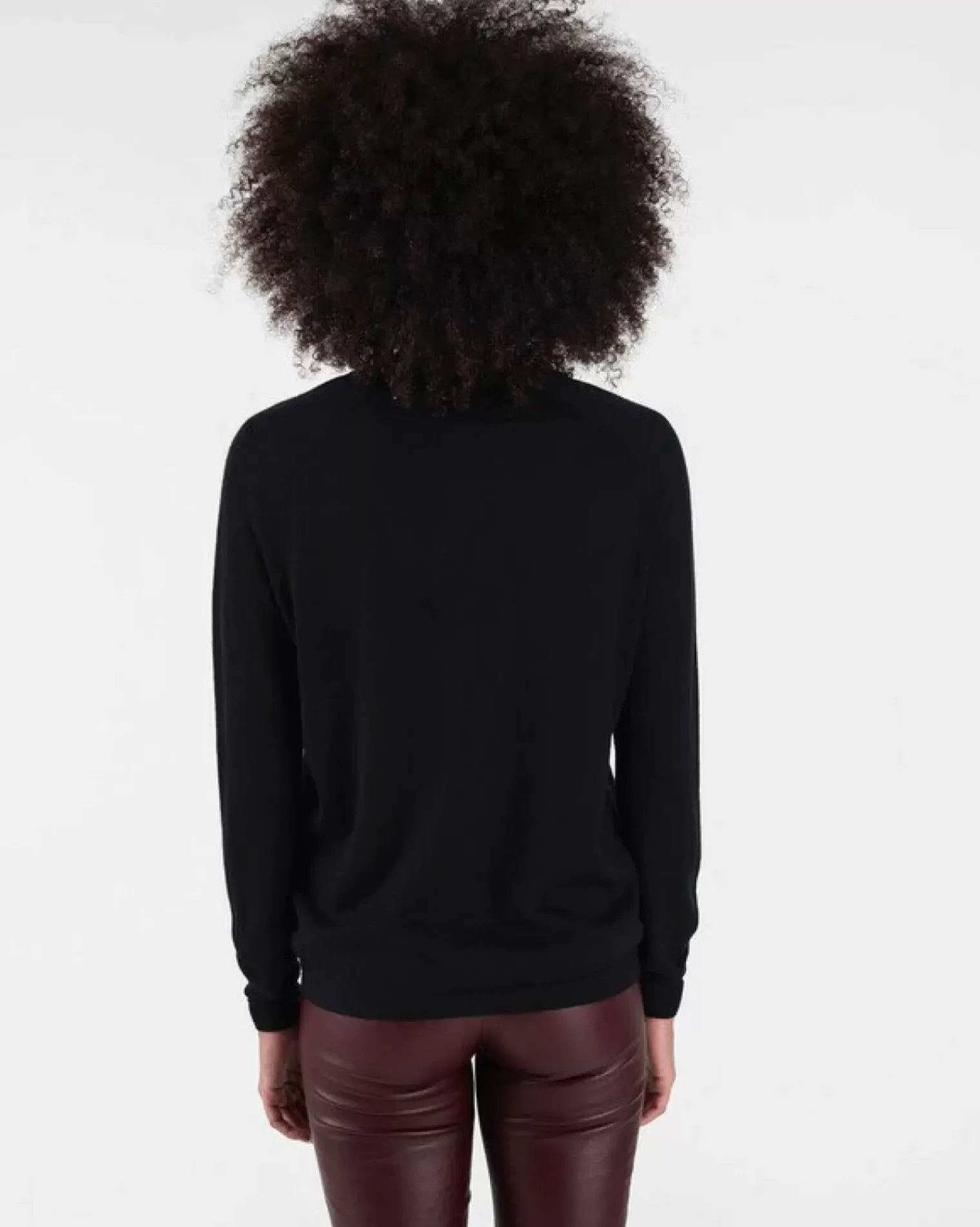 Kujten Sweaters & Sweatshirts>V-Neck Long Sleeves Cashmere Sweater Noir