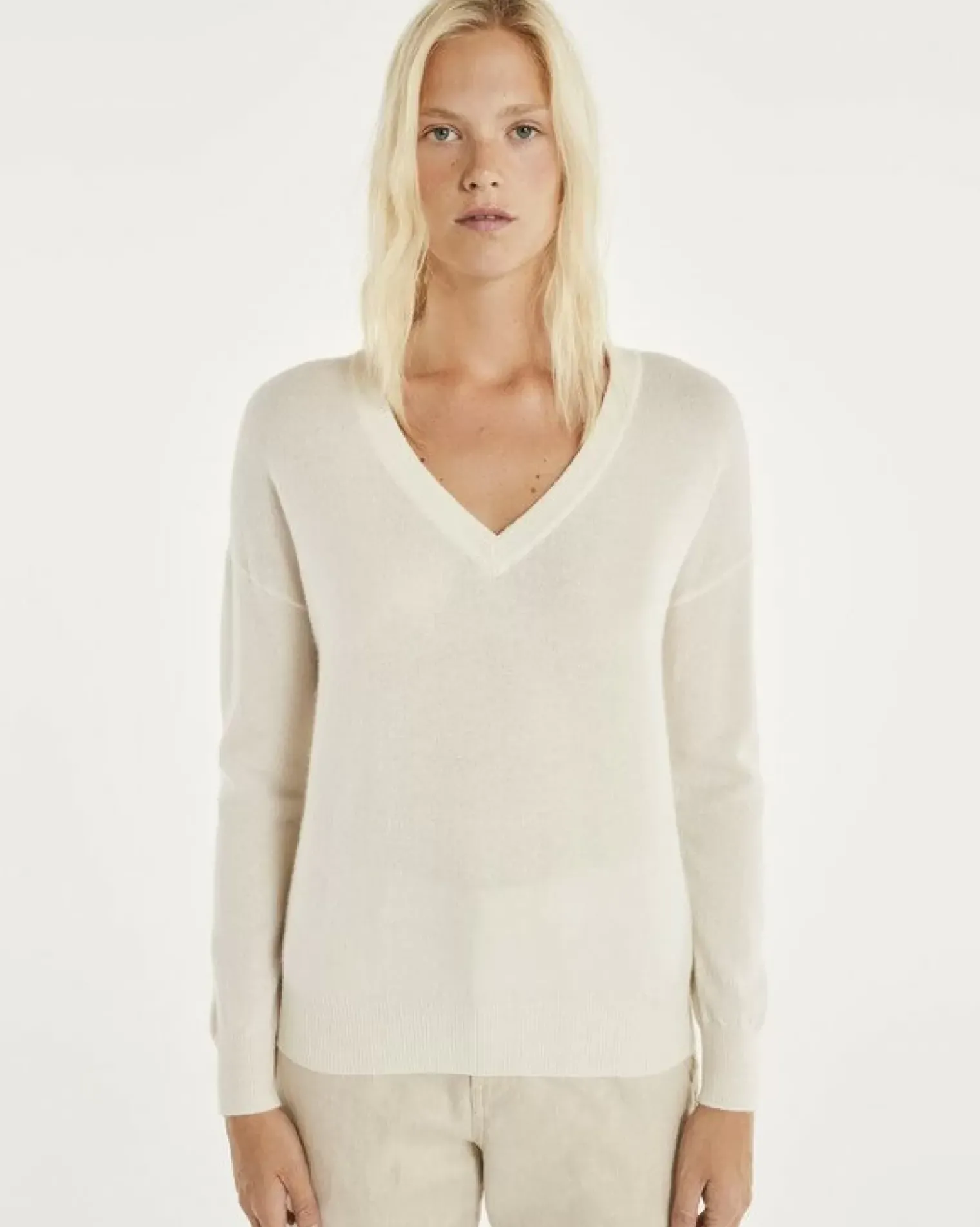 Kujten Sweaters & Sweatshirts>V-Neck Long Sleeves Cashmere Sweater Blanc