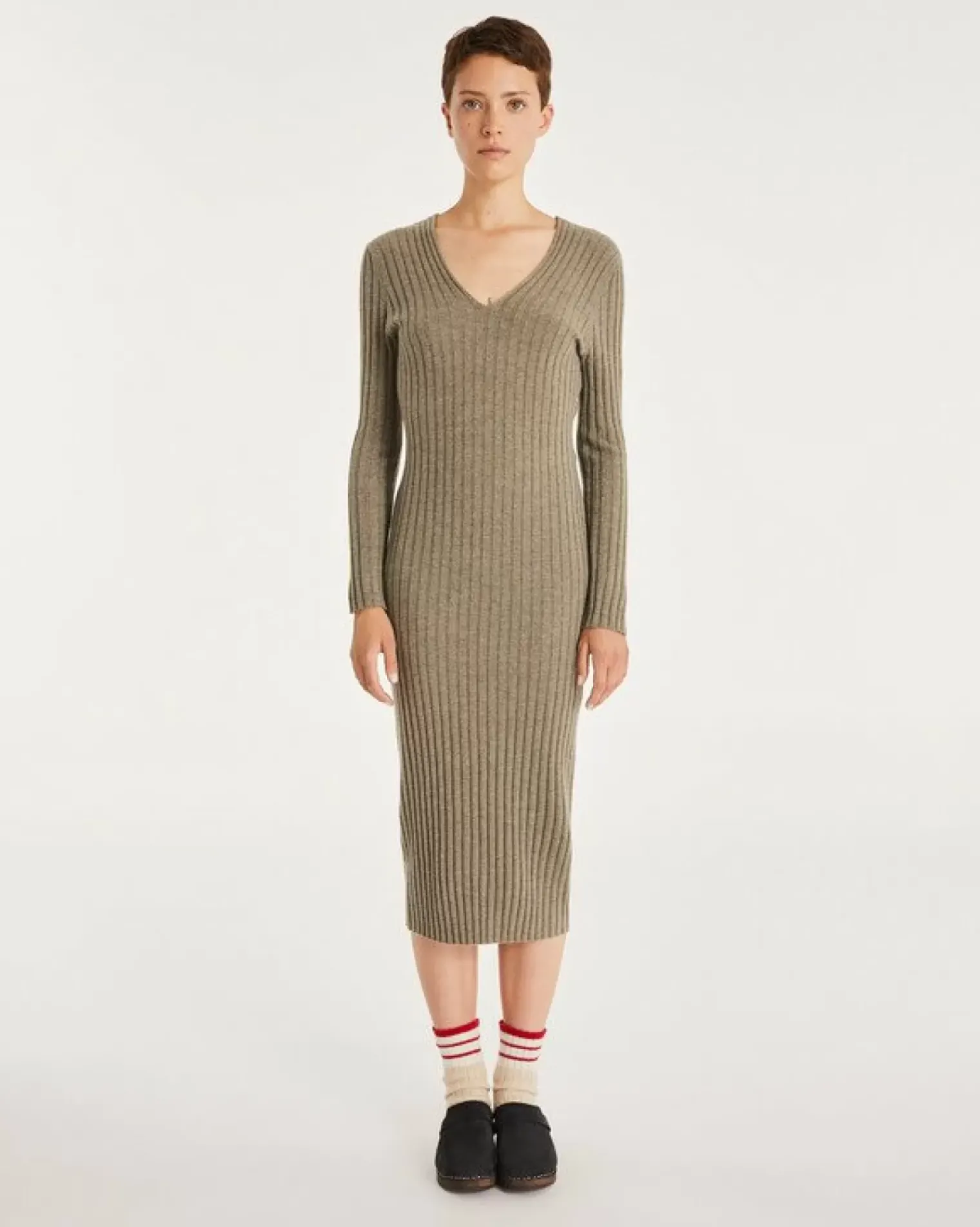 Kujten Dresses & Skirts>Women Cashmere V-Neck Long Dress Kaki Chine