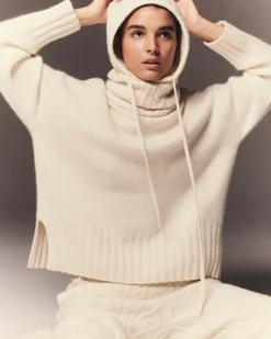 Kujten Sweaters & Sweatshirts><noscript><img width=