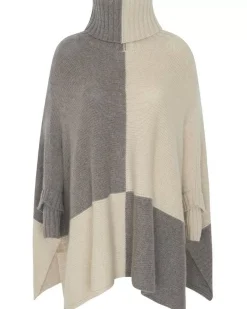 Kujten Capes & Ponchos><noscript><img width=
