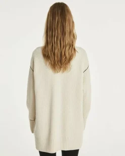 Kujten Jackets & Vests><noscript><img width=